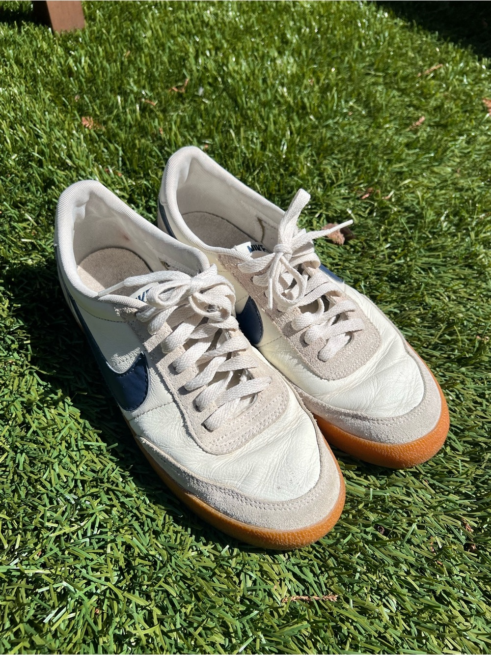 Nike Men’s Killshot 2 Leather Sneakers with Navy Swoosh and Gum Sole Mens 8.5